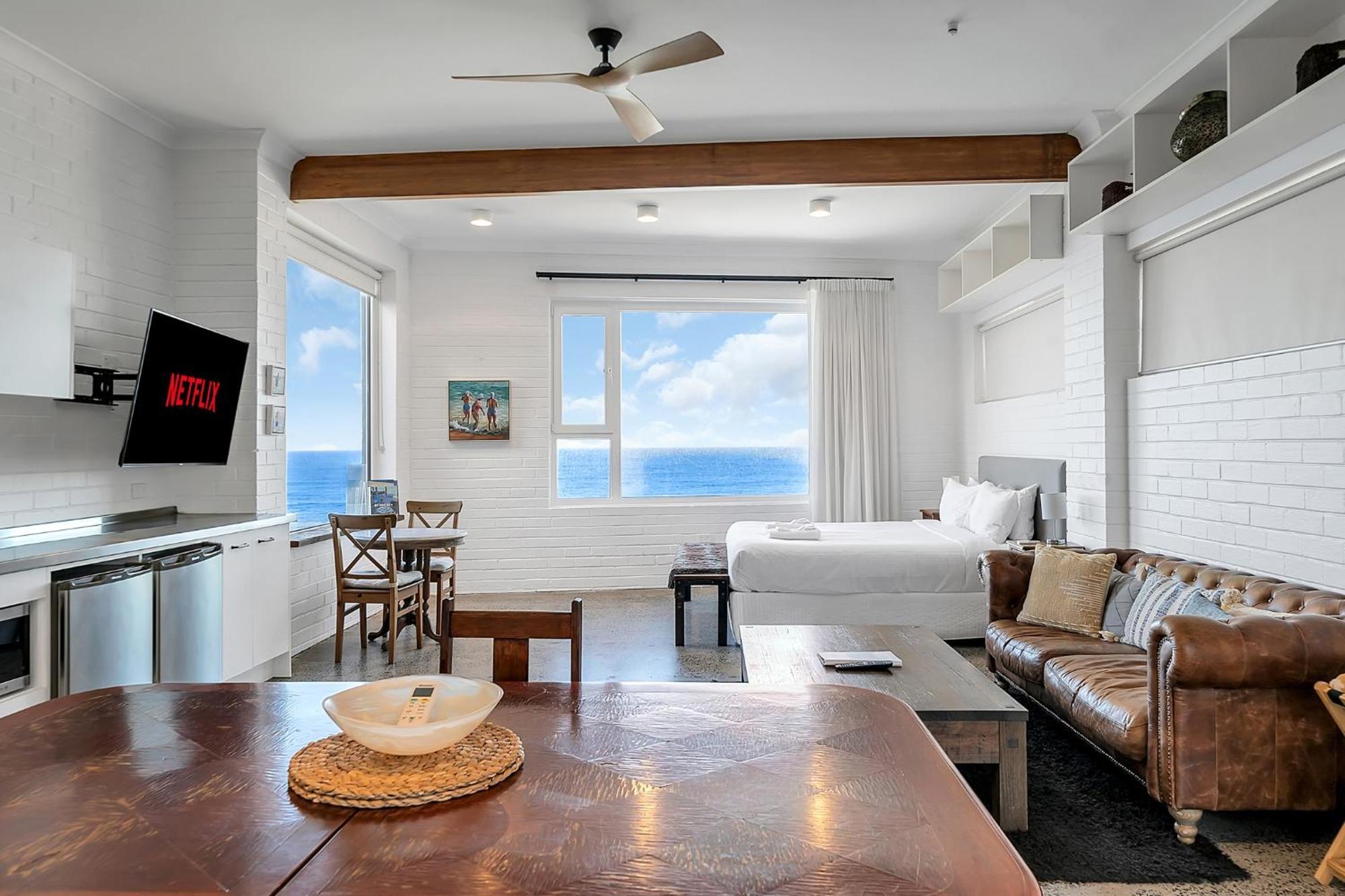 Upscale Cliffside Studio With Ocean Views North Bondi Sydney Exteriér fotografie