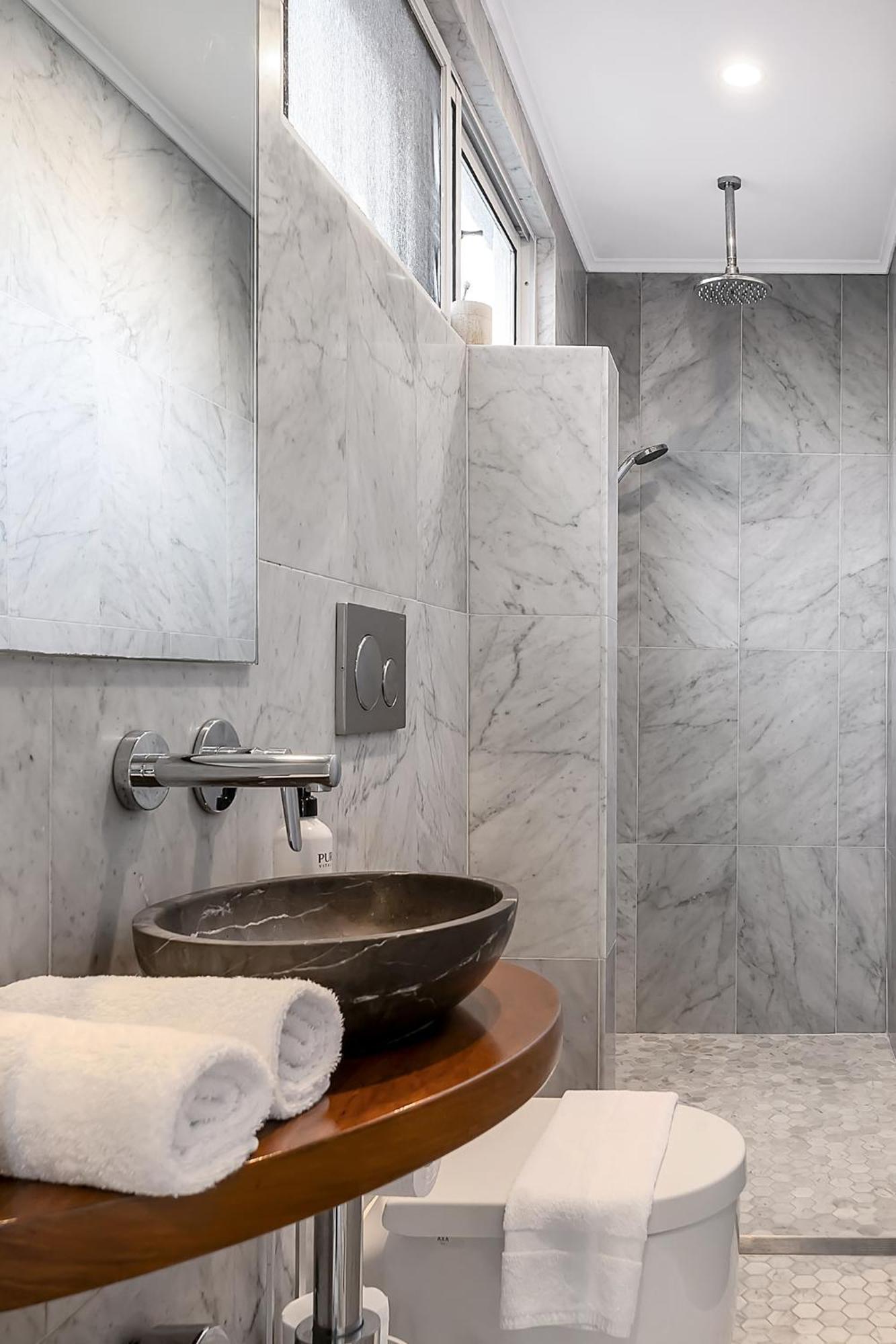 Upscale Cliffside Studio With Ocean Views North Bondi Sydney Exteriér fotografie
